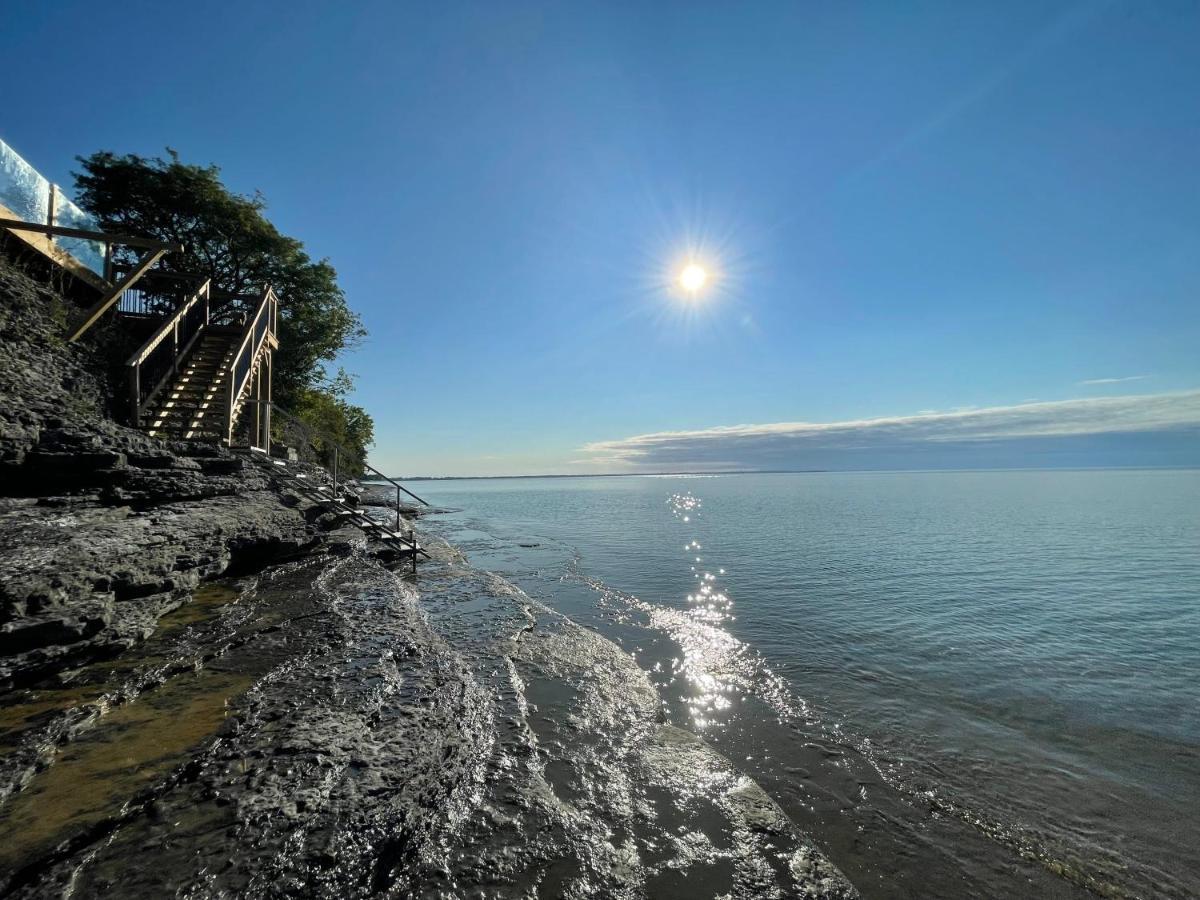 The Hull House - Lake Ontario Waterfront W Sauna Villa Wellington Exterior photo